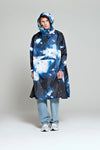 Rain kiss poncho: starry night